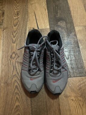 Nike Women's shock Gray Athletic Sneakers with Red Accents